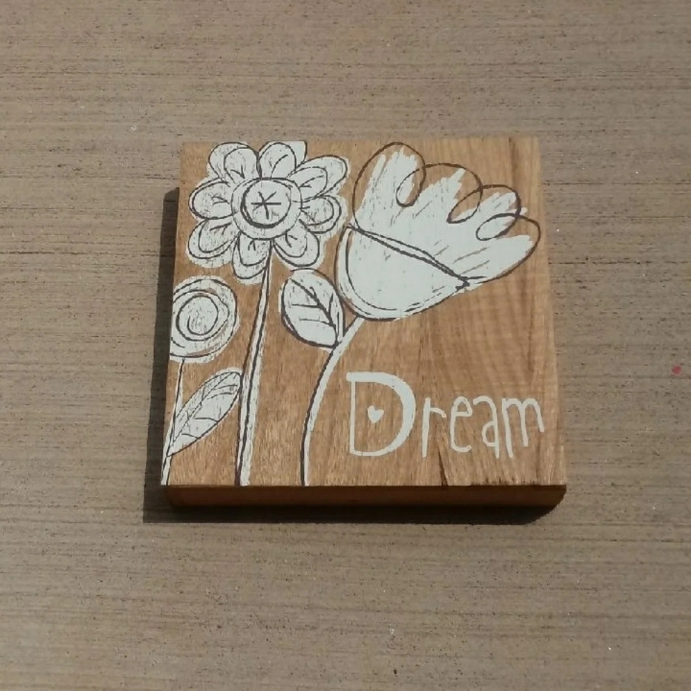 Dream Wood Decor